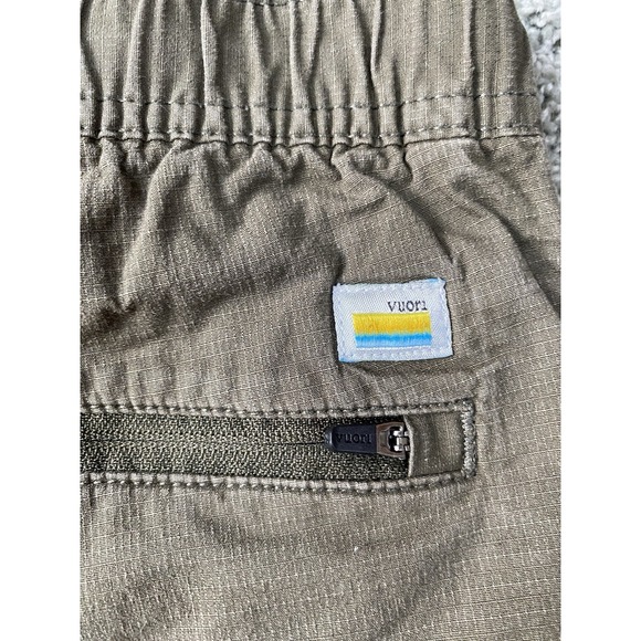 Vuori Shorts Mens Medium V370 Ripstop Climber Hiking Gorpcore Athleisure Stretch - Picture 3 of 8